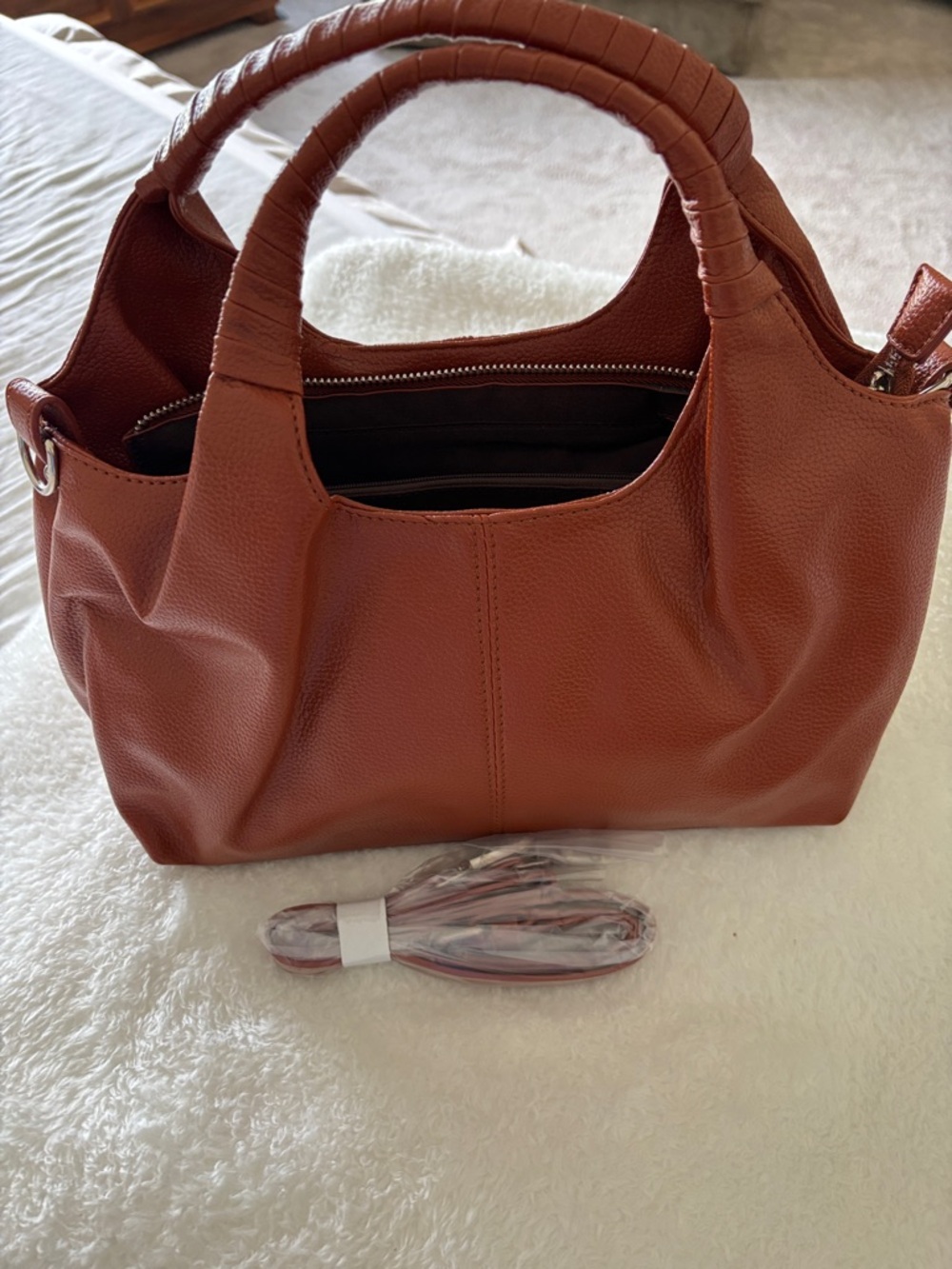 Leather Tote Handbag in Cognac Brown